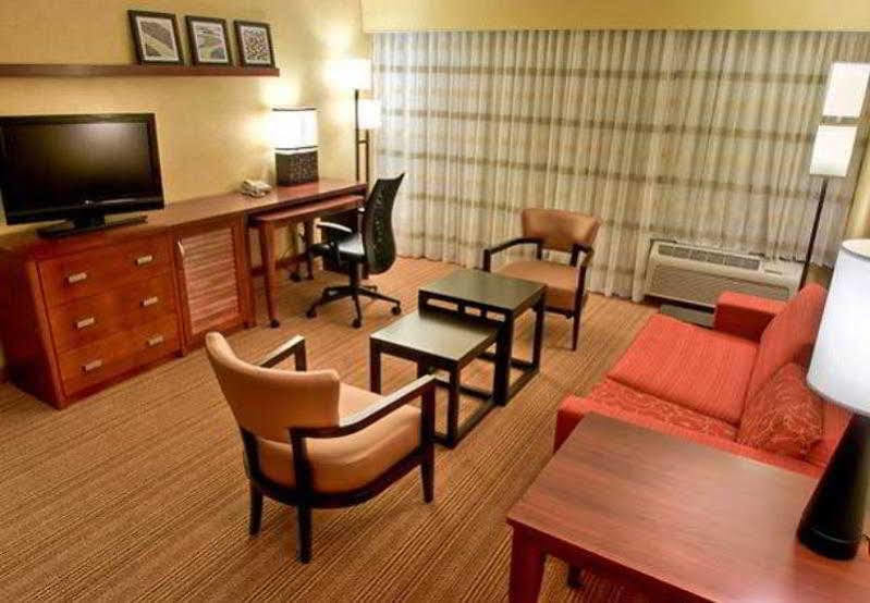 Hotel Courtyard By Marriott Springfield Esterno foto